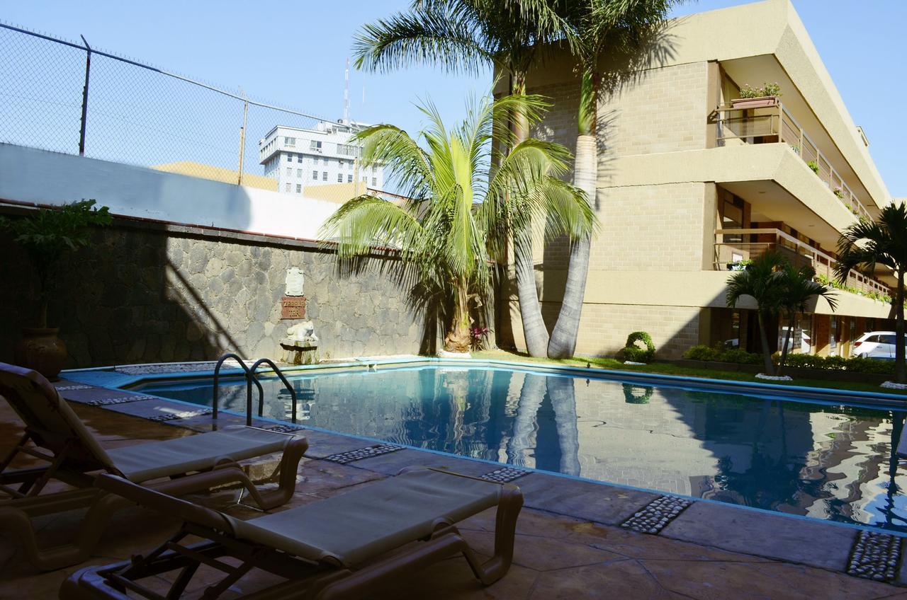 Best Western Plus Plaza Florida & Tower Irapuato Exteriör bild